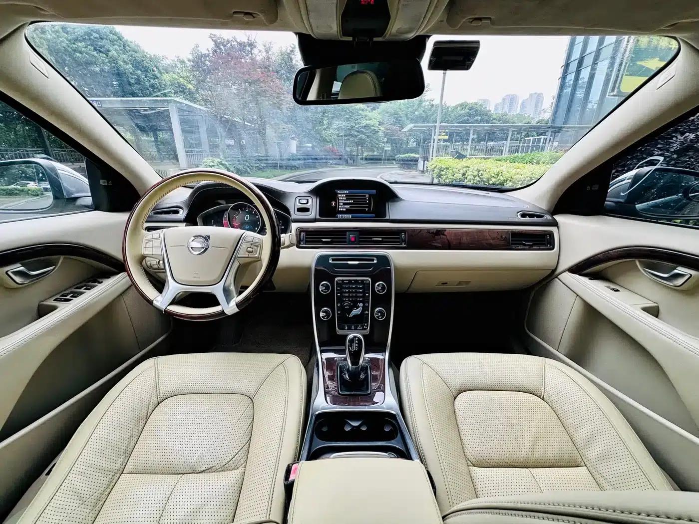 2014 Volvo S80L 2.0T T5 Inscription Executive Edition — миниатюра 9
