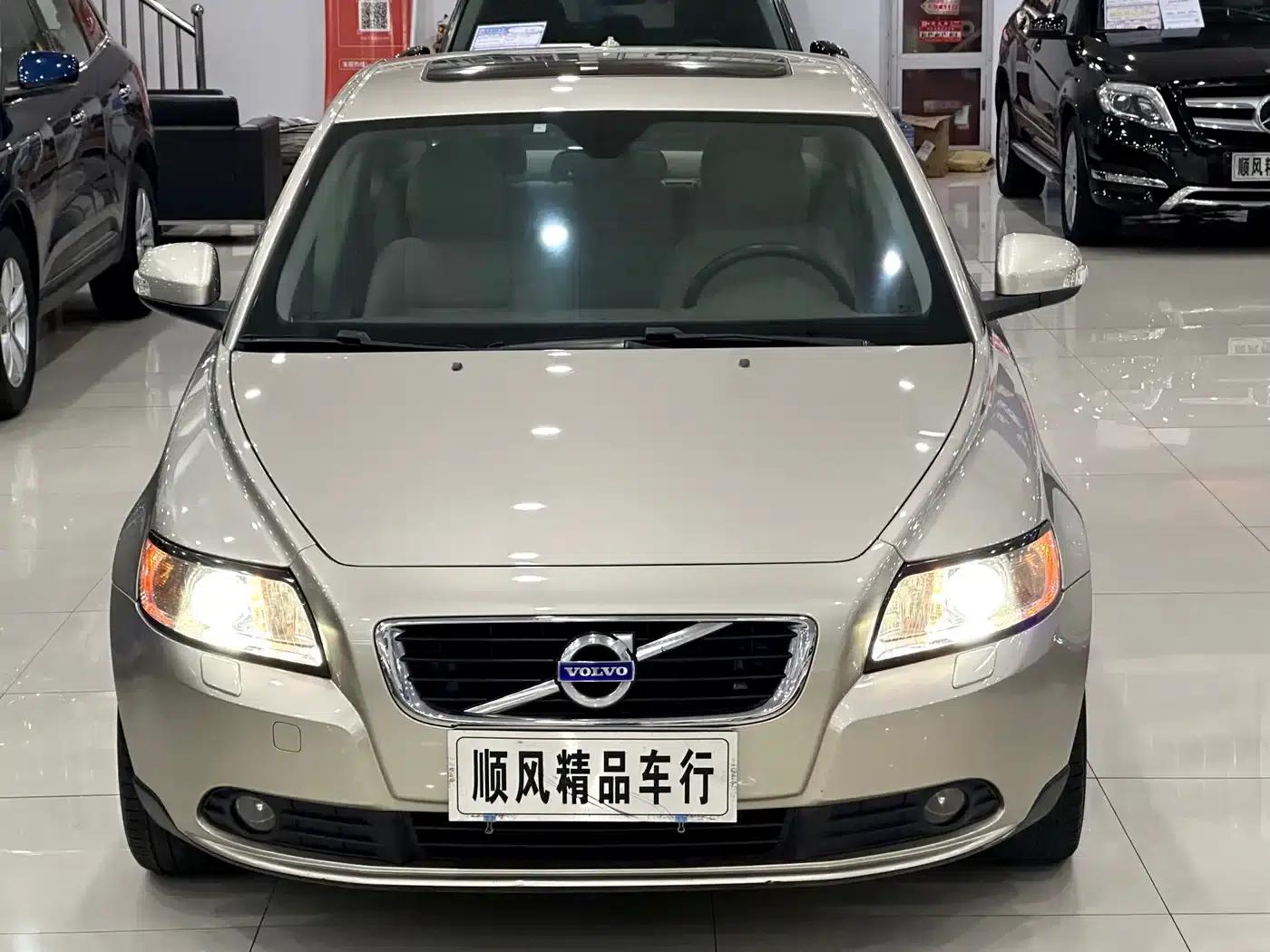 2011 Volvo S40 2.0L Automatic Smart Edition — миниатюра 20