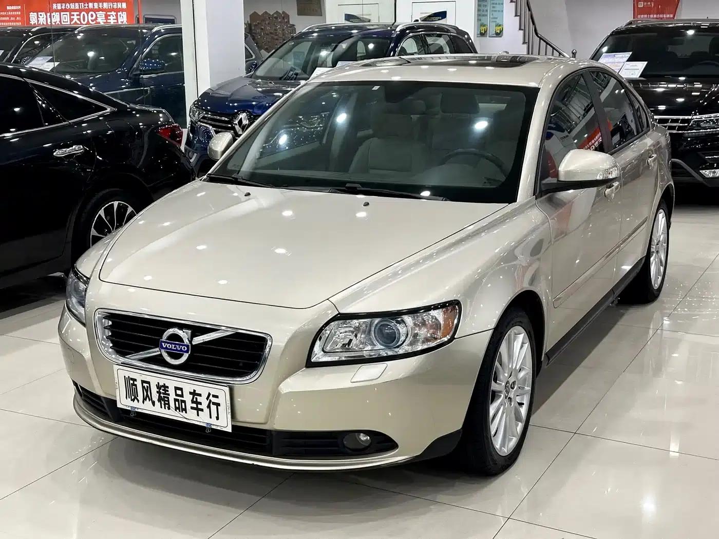 2011 Volvo S40 2.0L Automatic Smart Edition — миниатюра 25