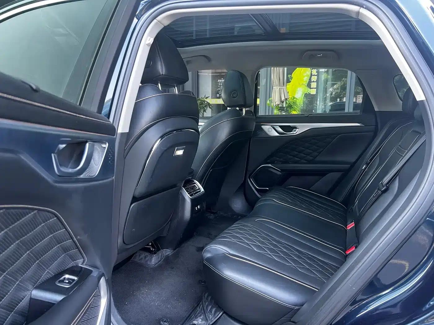 Wey brand Mocha 2021 2.0T 4WD Special Edition — миниатюра 5