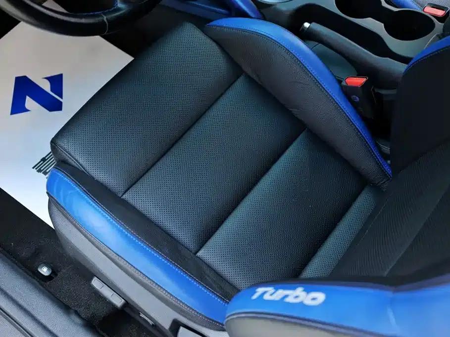 2015 Veloster 1.6T Automatic Luxury Edition — миниатюра 27