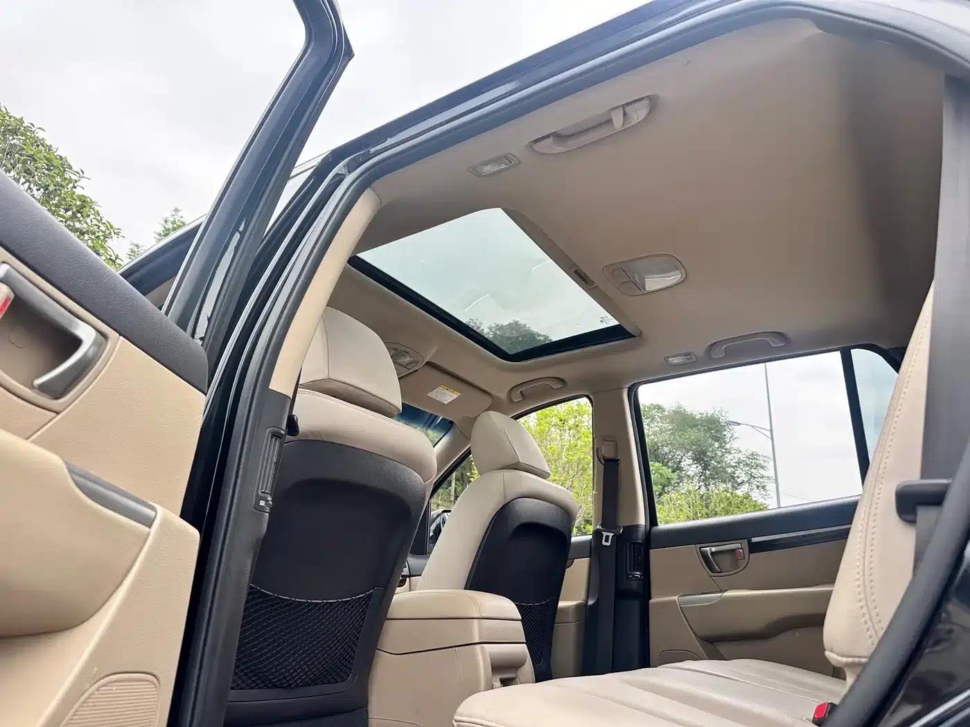 Santa Fe Classic 2010 2.4 Comfort Edition 7-Seat 4WD — миниатюра 29