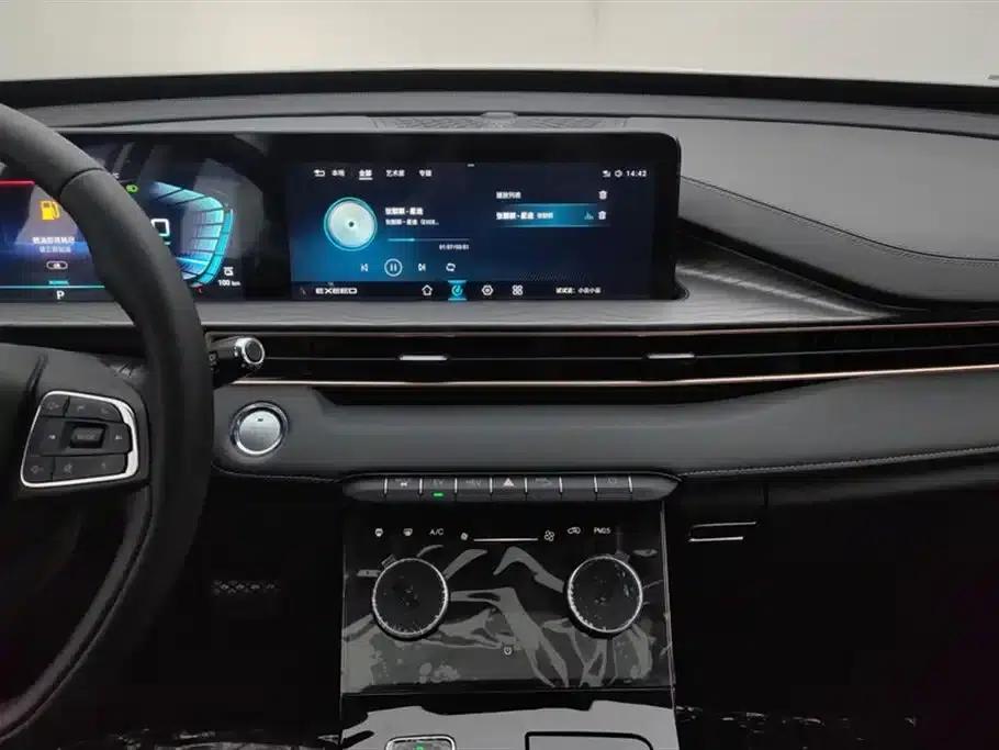Exeed C-DM 2022 1.5TCI-DHT 105KM Wind Chaser Edition — миниатюра 13