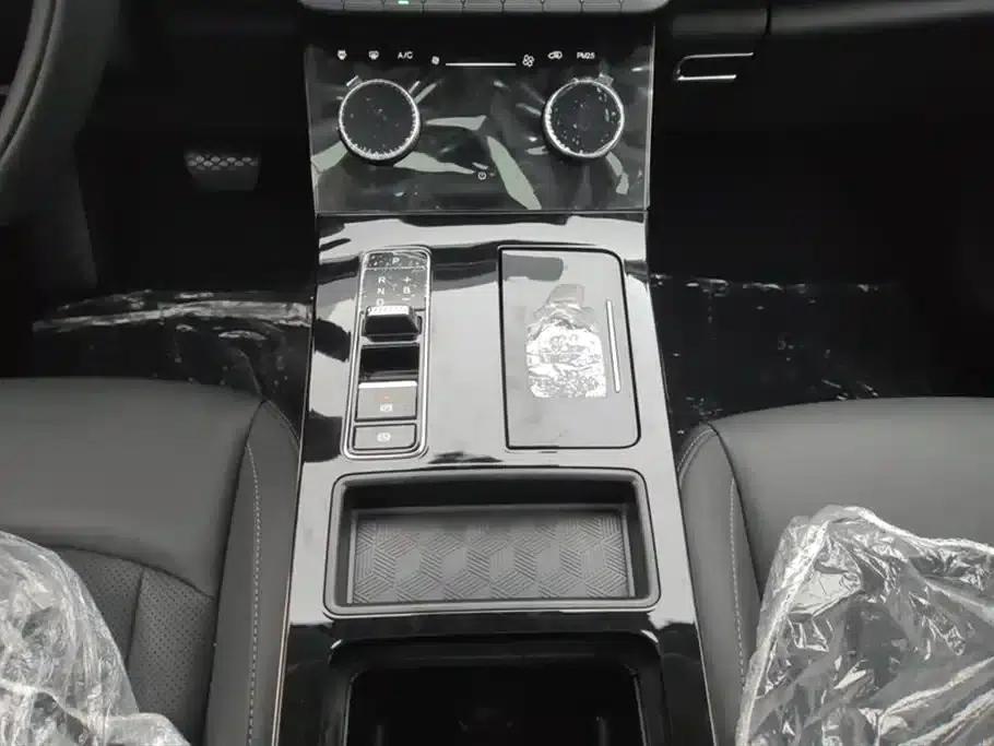 Exeed C-DM 2022 1.5TCI-DHT 105KM Wind Chaser Edition — миниатюра 16