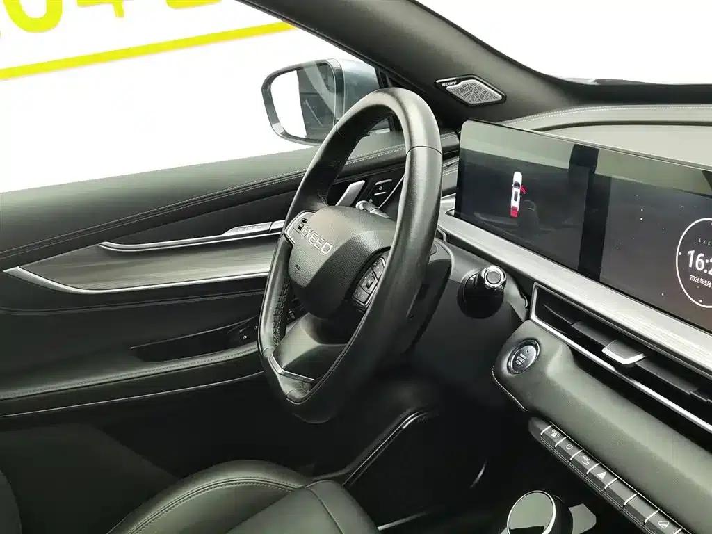 Exeed Chaser 2021 Versailles Edition 1.6T DCT Star Edition — миниатюра 22