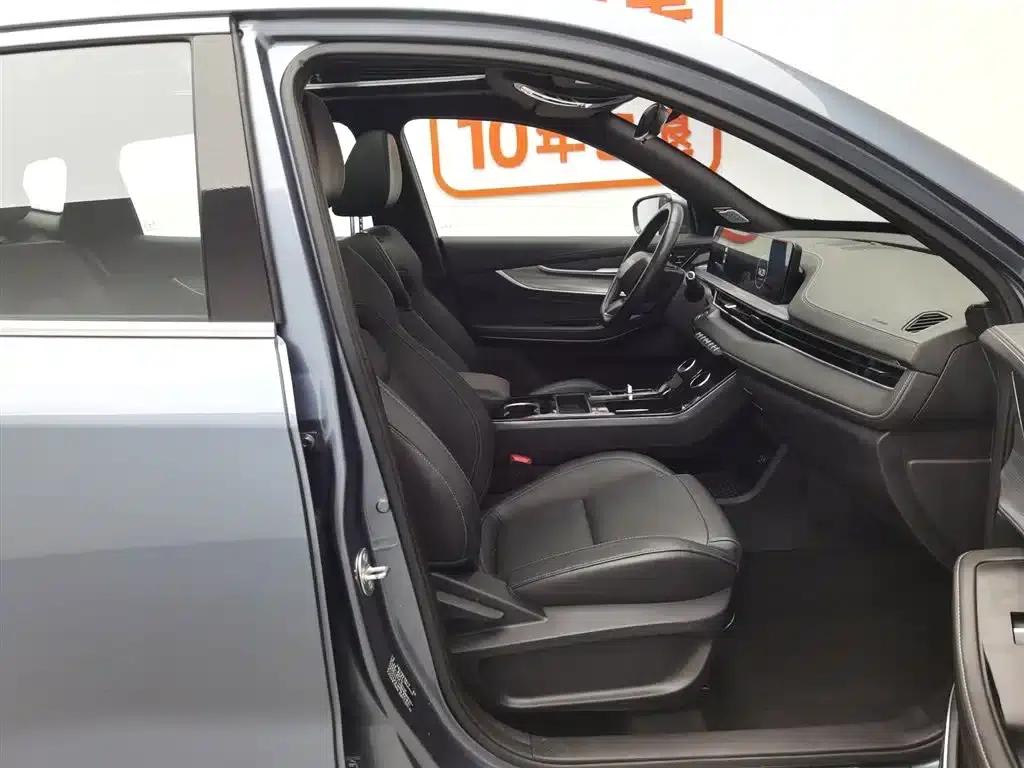 Exeed Chaser 2021 Versailles Edition 1.6T DCT Star Edition — миниатюра 23