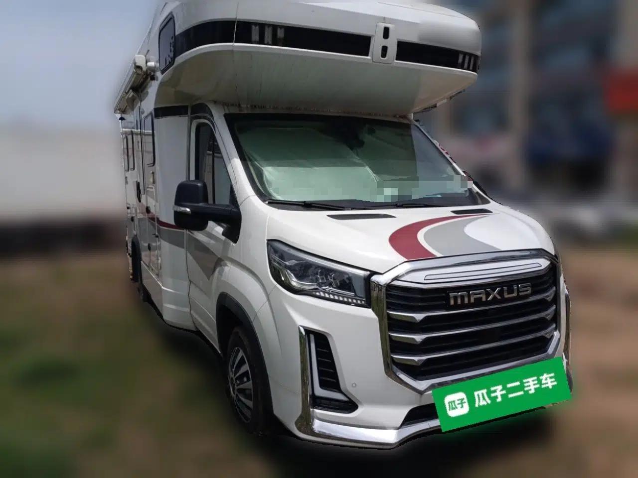 SAIC MAXUS V100 RV 2023 2.0T Life Home V100 Dual-Expansion Mountain Retreat Edition — миниатюра 3