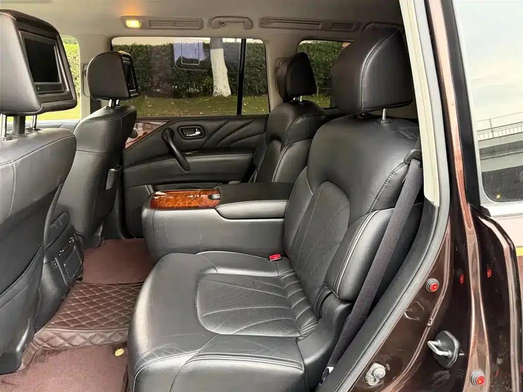 Infiniti QX80 2016 5.6L 4WD — миниатюра 10