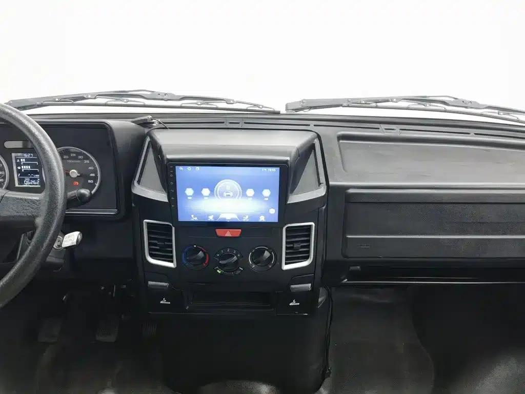 Iveco DeYi 2017 2.5T A35 Bus (5-7 Seats) 47Z5 — миниатюра 12