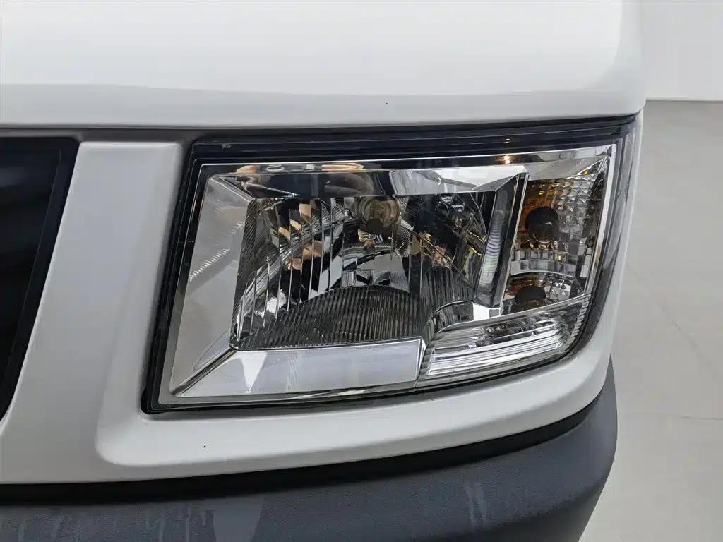 Iveco DeYi 2017 2.5T A35 Bus (5-7 Seats) 47Z5 — миниатюра 7