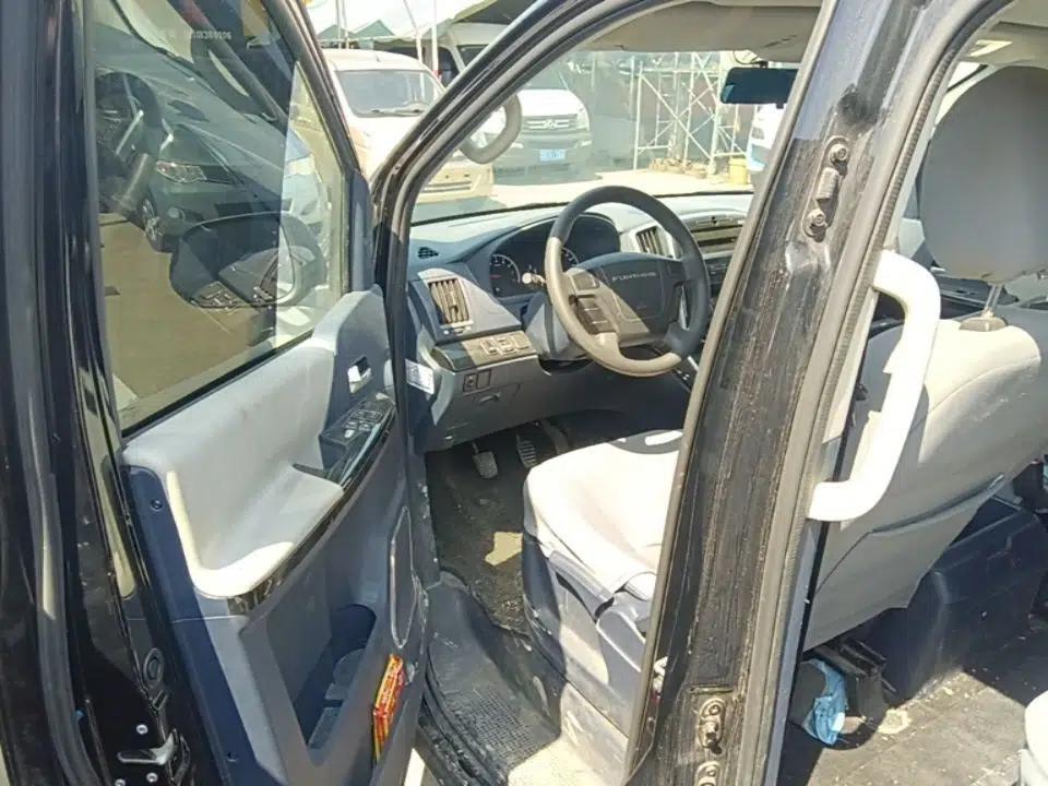 FORTHING Lingzhi PLUS 2024 1.5T Manual Comfort Version 7 Seats — миниатюра 19