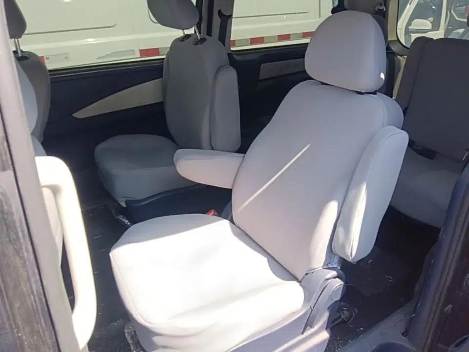 FORTHING Lingzhi PLUS 2024 1.5T Manual Comfort Version 7 Seats — миниатюра 20