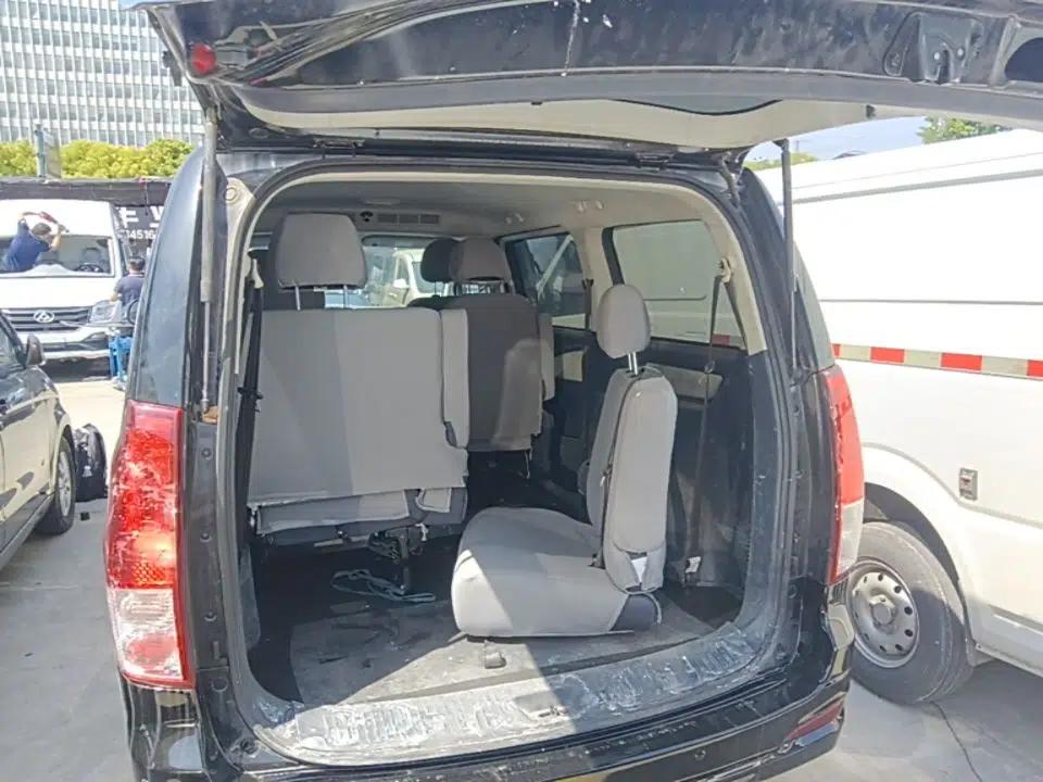 FORTHING Lingzhi PLUS 2024 1.5T Manual Comfort Version 7 Seats — миниатюра 22