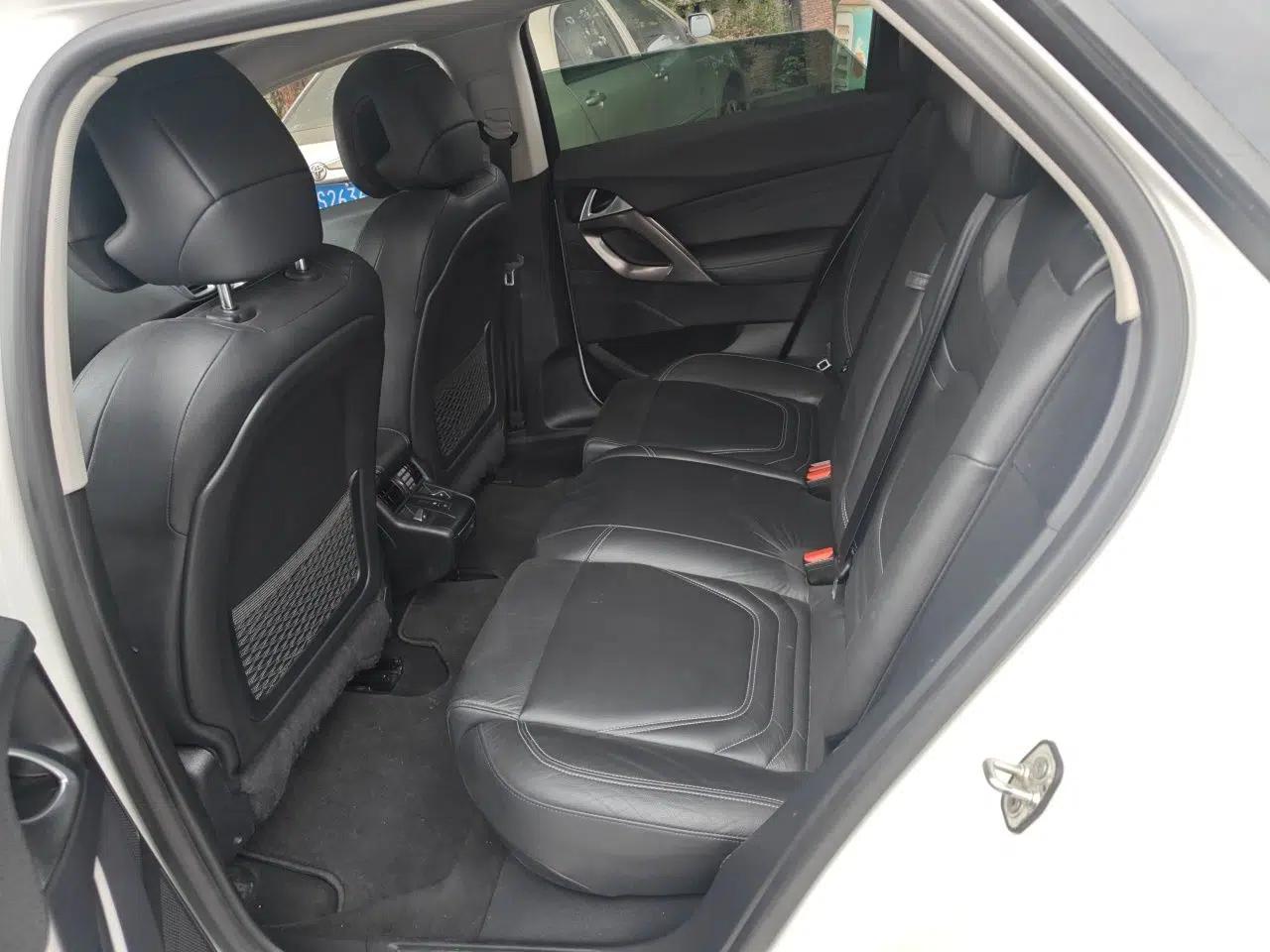 DS 5 2014 1.6T Luxury Edition THP160 — миниатюра 18