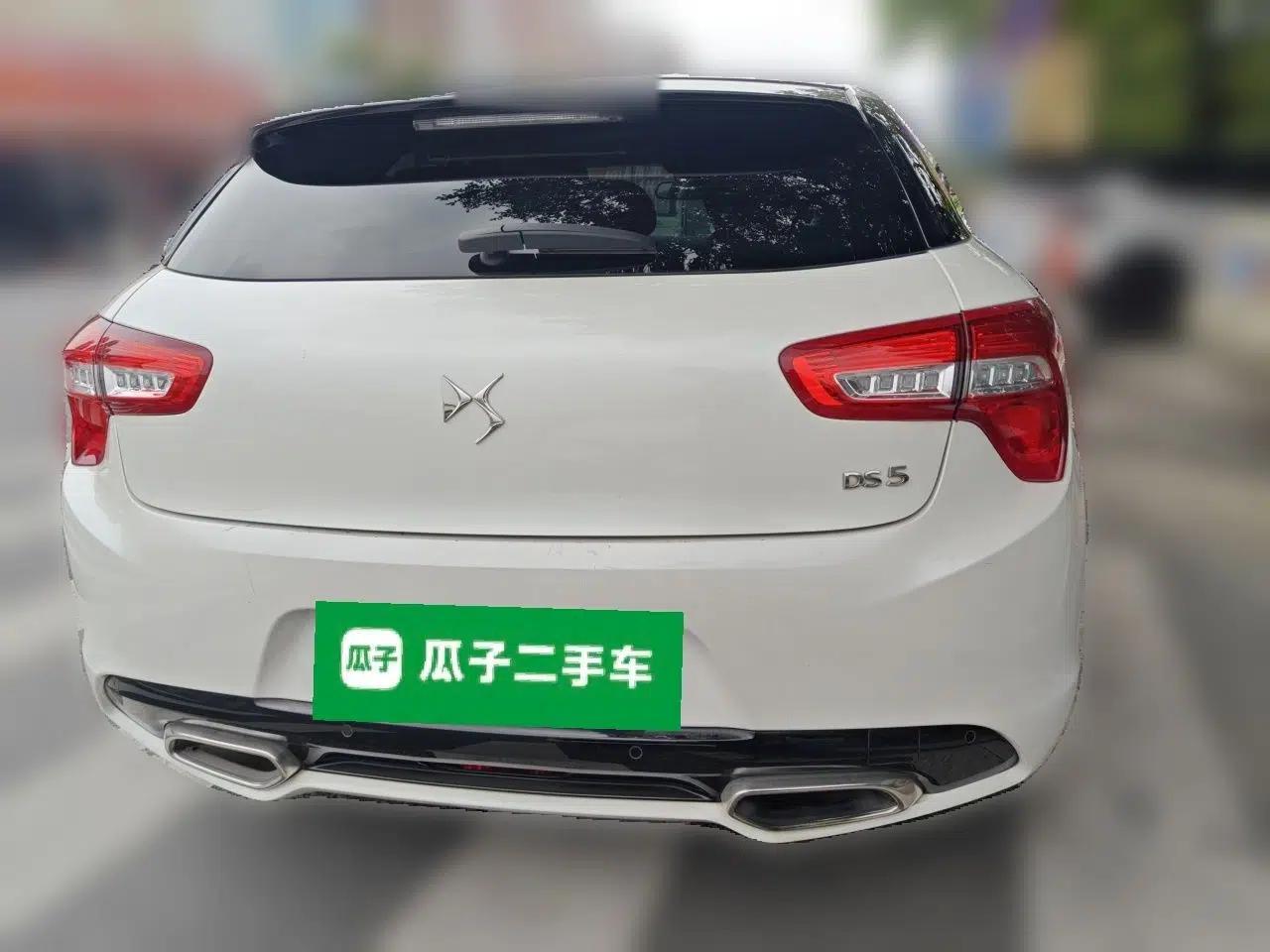 DS 5 2014 1.6T Luxury Edition THP160 — миниатюра 5