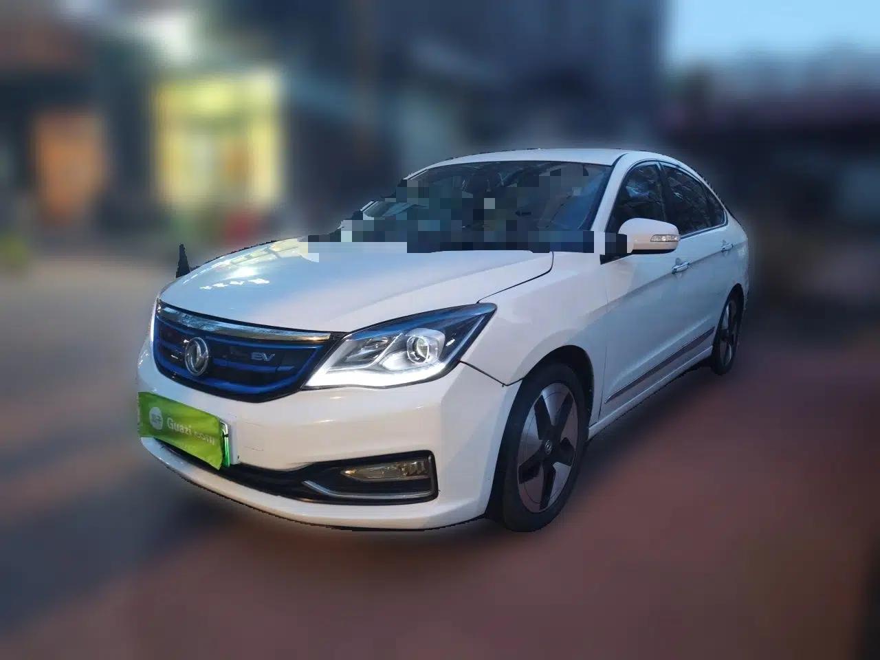 Dongfeng Aeolus E70 2019 500 Ultra-Comfort Edition — миниатюра 1