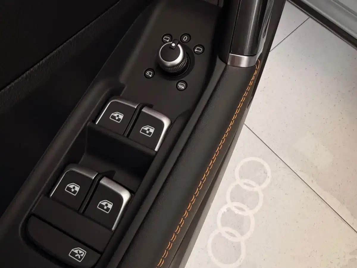 2022 Audi Q2L e-tron Pure Electric Smart Edition — миниатюра 16