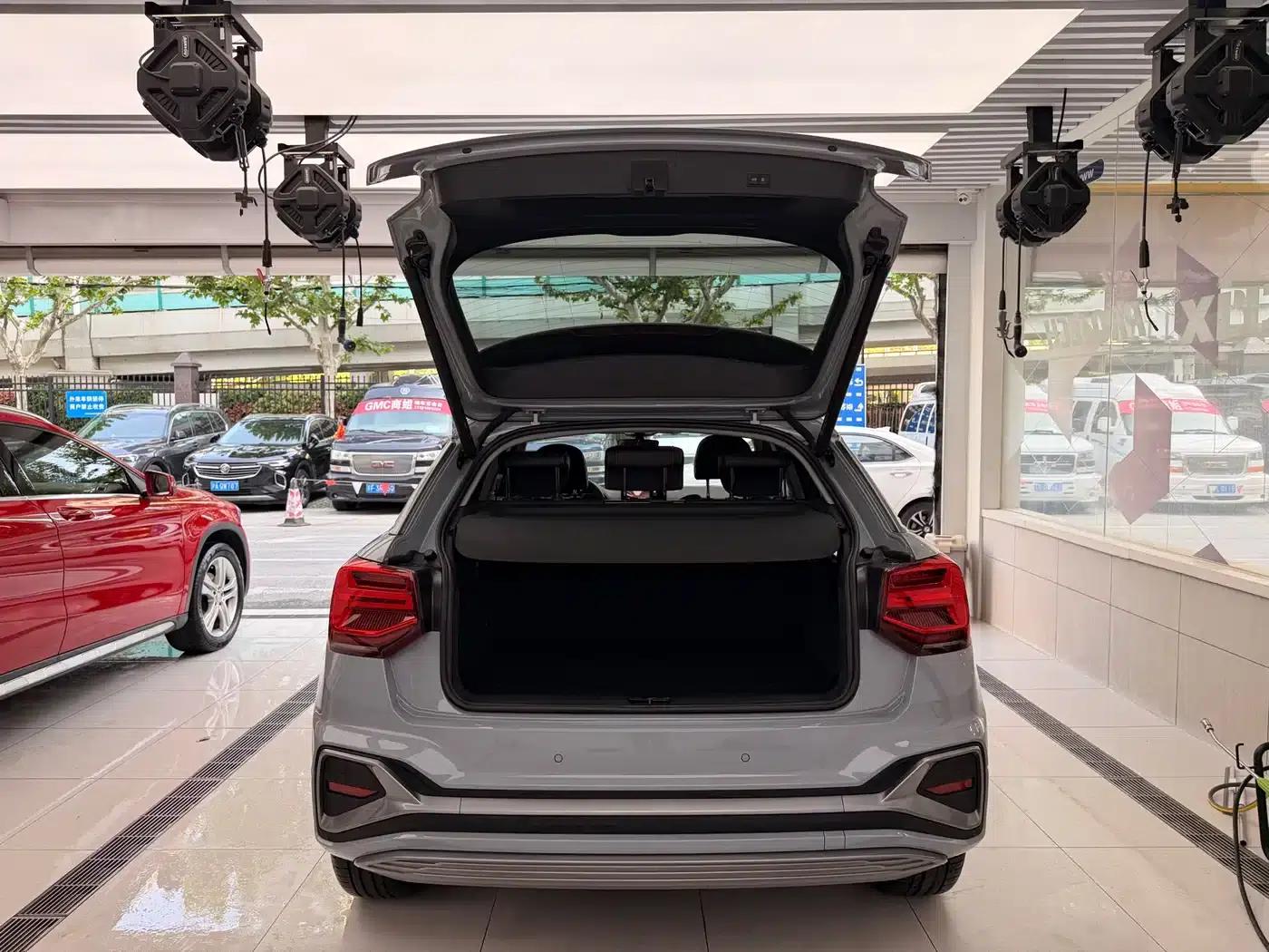 2022 Audi Q2L e-tron Pure Electric Smart Edition — миниатюра 17