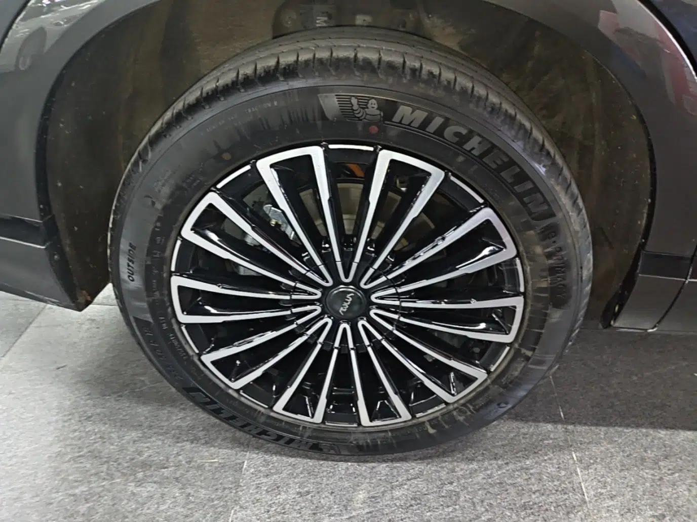 Dongfeng Aeolus L8 2025 Model 185KM Dream Edition — миниатюра 10