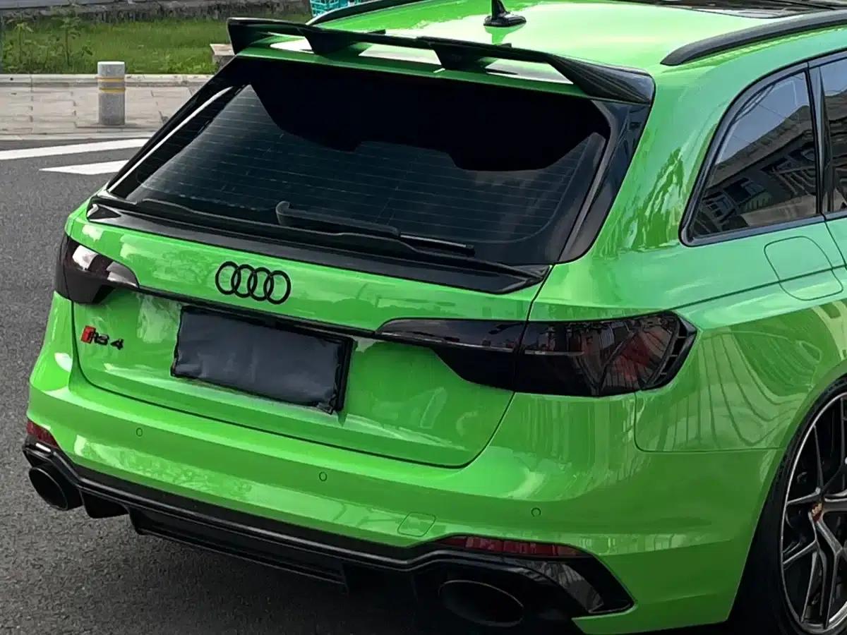 2023 Audi RS4 Avant Dark Gold Edition — миниатюра 16