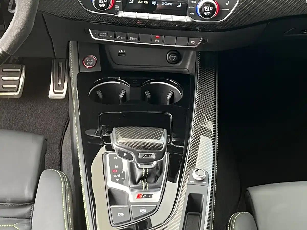 2023 Audi RS4 Avant Dark Gold Edition — миниатюра 9