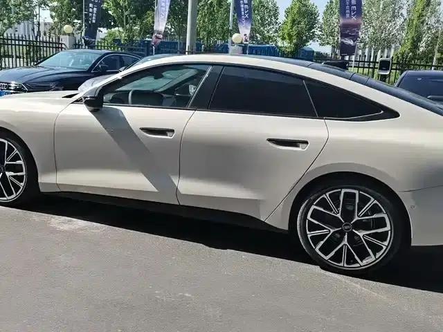 Audi A5L Sportback 2026 TFSI 150kW quattro Premium Model