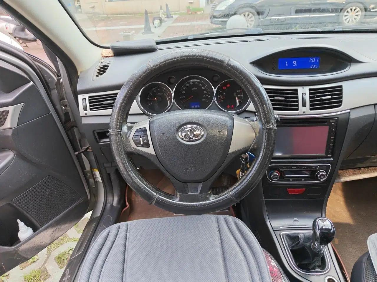 Dongfeng Aeolus H30 2011 CROSS 1.6L Manual Zunyi Model — миниатюра 11