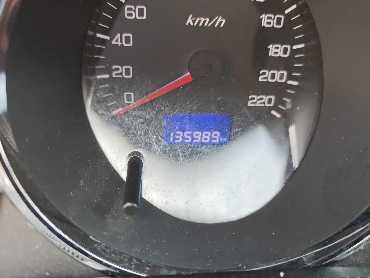 Dongfeng Aeolus H30 2011 CROSS 1.6L Manual Zunyi Model — миниатюра 13