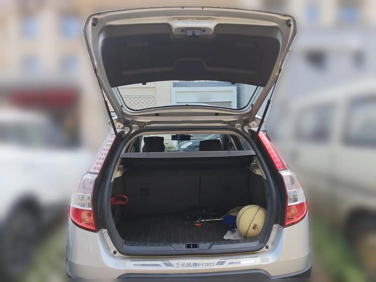 Dongfeng Aeolus H30 2011 CROSS 1.6L Manual Zunyi Model — миниатюра 20