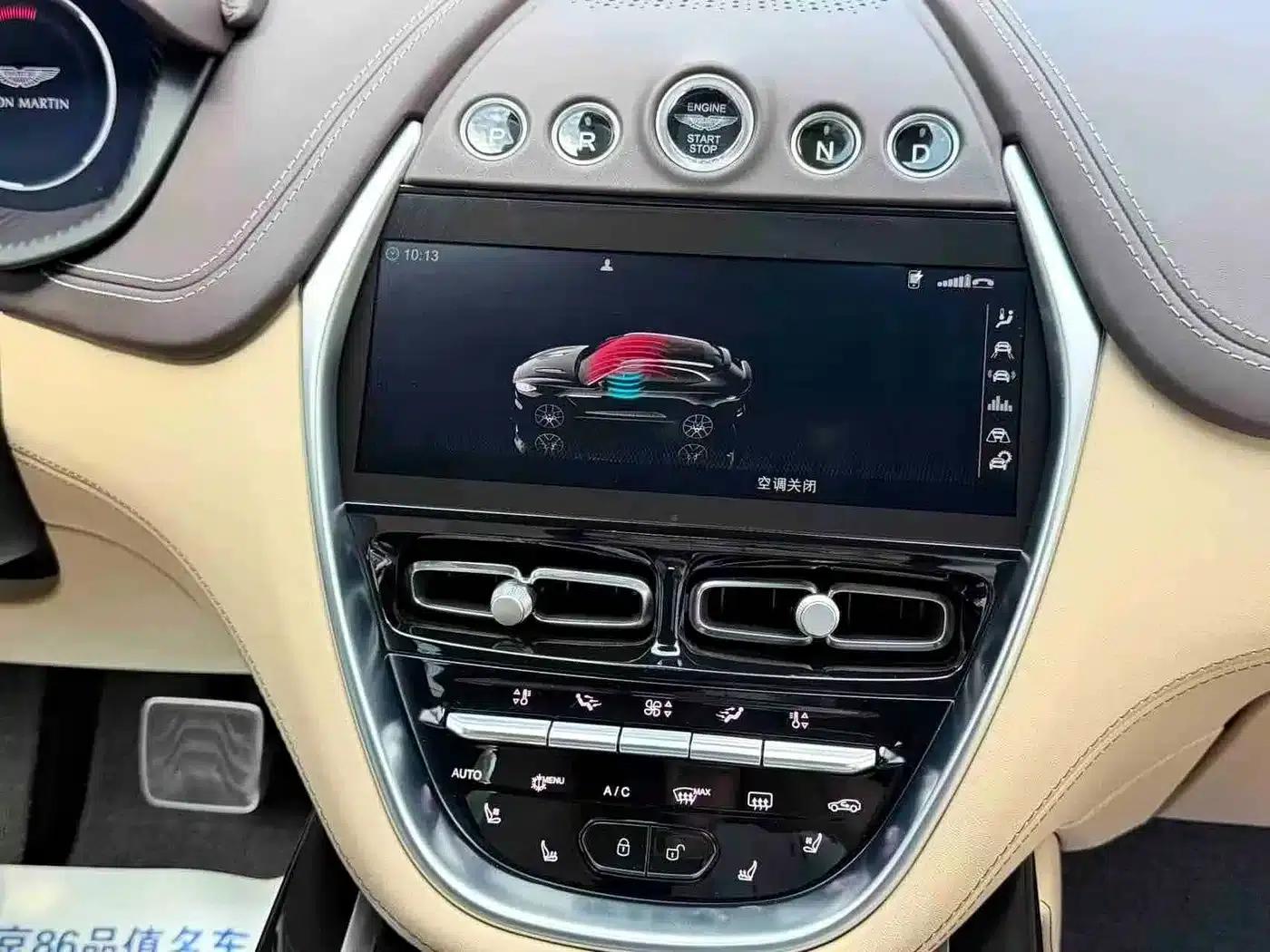 Aston Martin DBX 2023 3.0T STRAIGHT-SIX — миниатюра 11