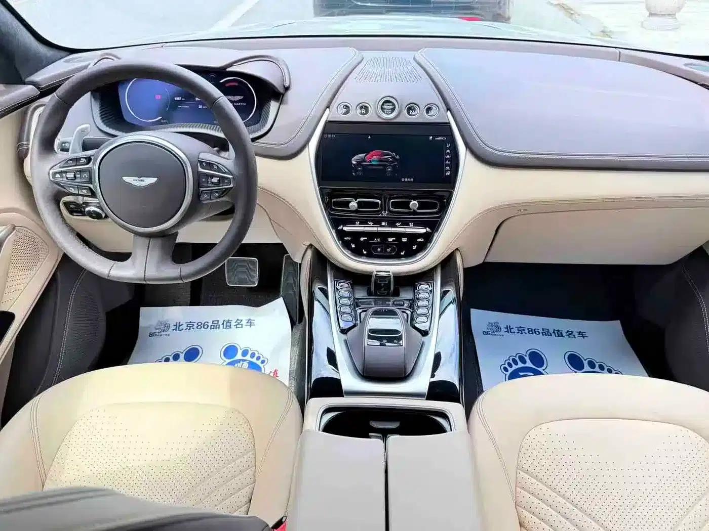 Aston Martin DBX 2023 3.0T STRAIGHT-SIX — миниатюра 9