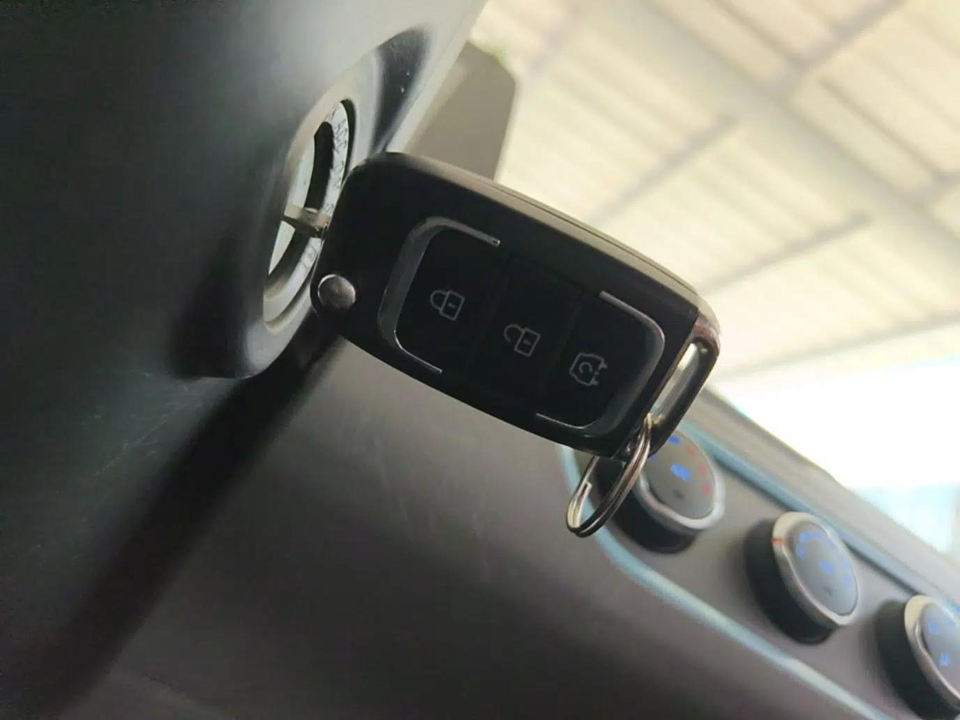 Dongfeng Fengon MINIEV 2022 Simple Style Comfort Version — миниатюра 22