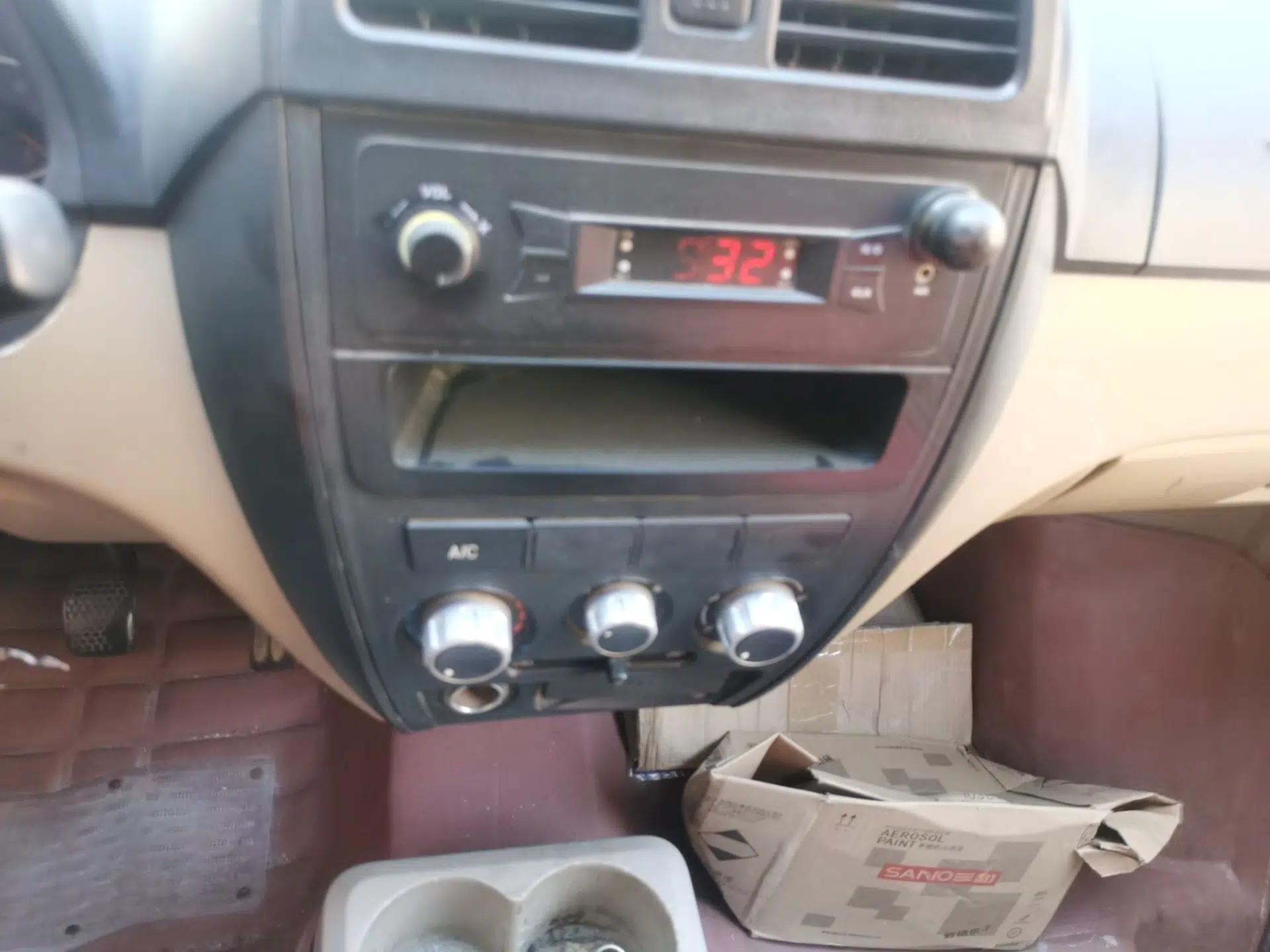 Dongfeng Xiaokang C36 2015 1.5L Base Version DK15-06 — миниатюра 14