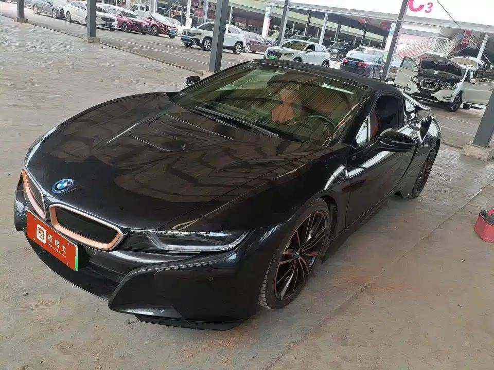 BMW i8 2019 Convertible — миниатюра 1