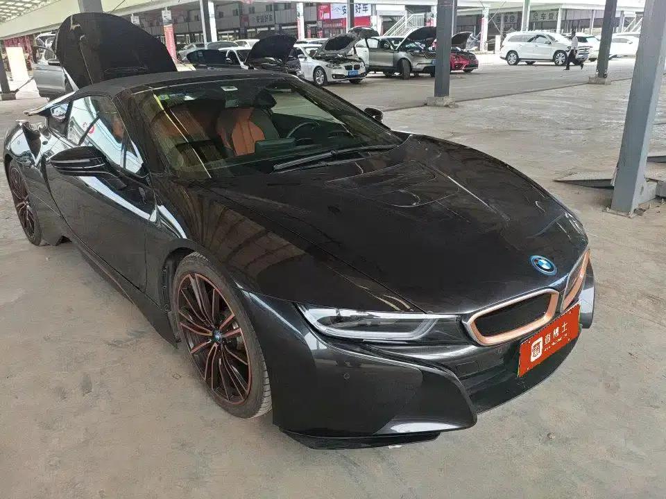 BMW i8 2019 Convertible — миниатюра 2