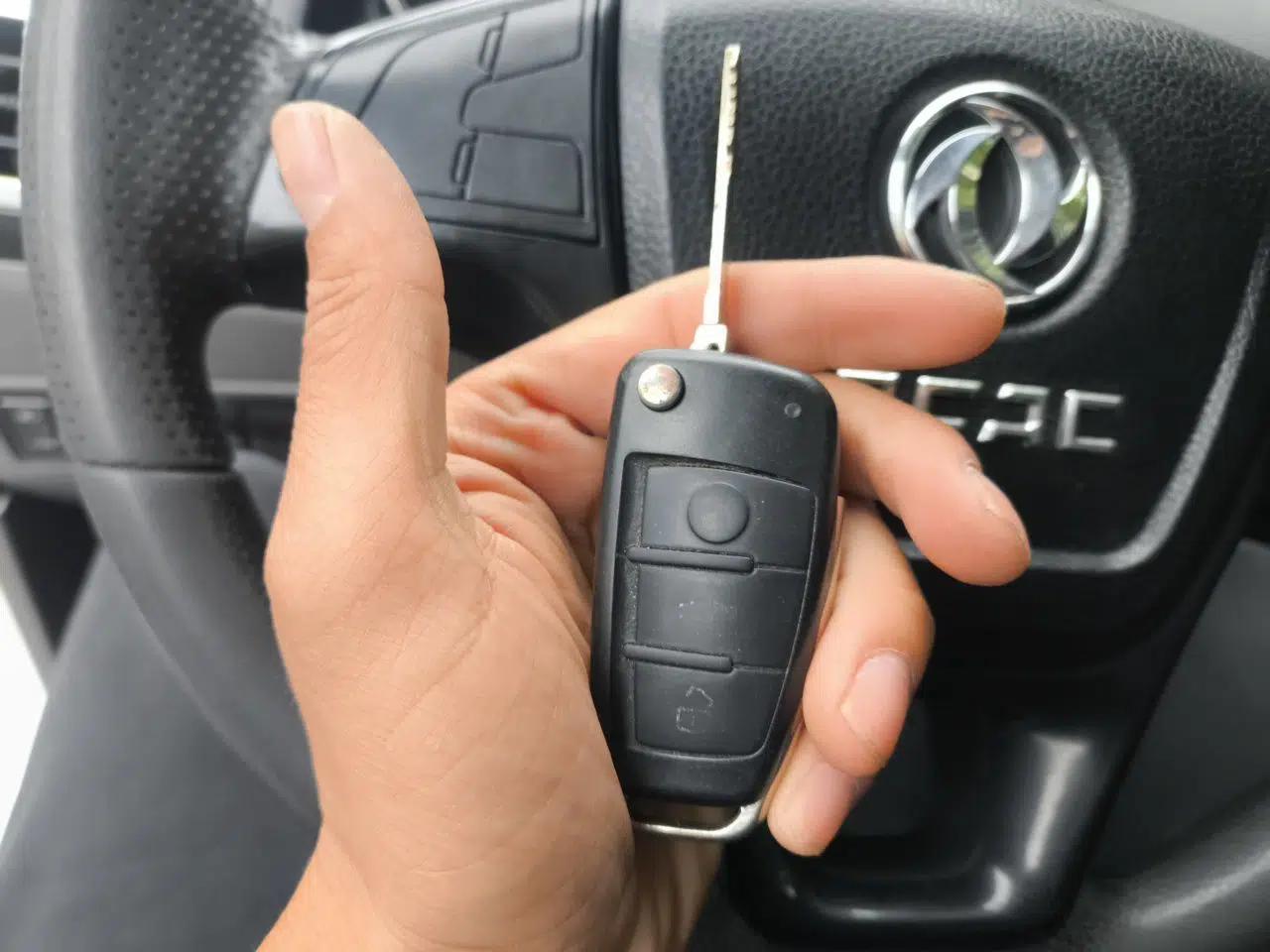 Dongfeng Yufeng EM26  — миниатюра 9