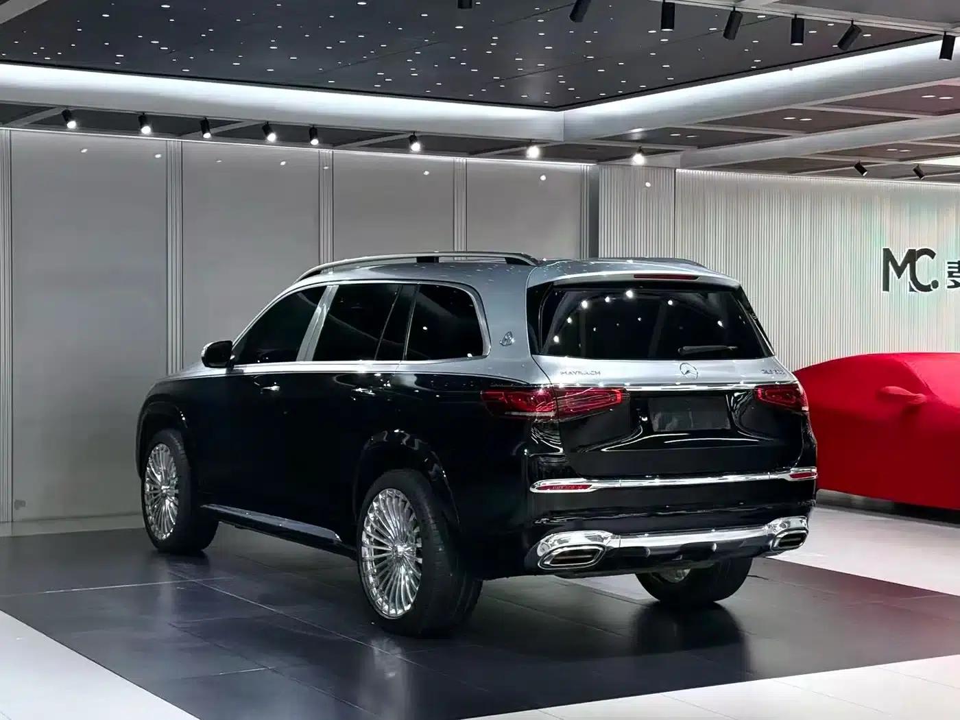 2022 Maybach GLS 600 4MATIC Premium Edition — миниатюра 9