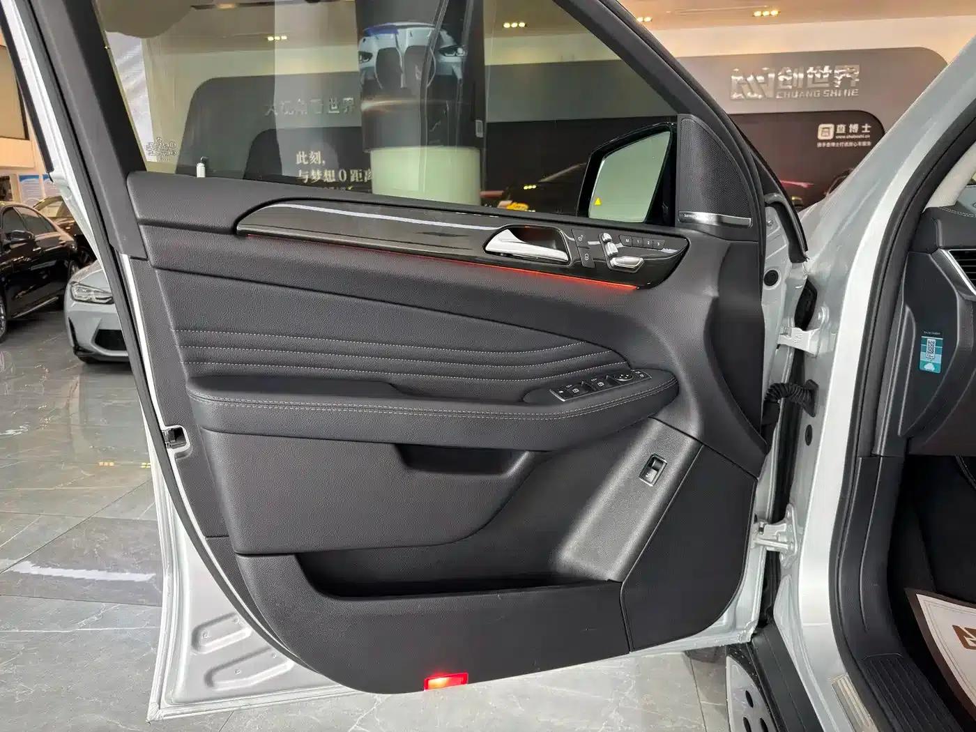 2018 Mercedes-Benz GLE Coupe AMG 43 US Spec — миниатюра 12