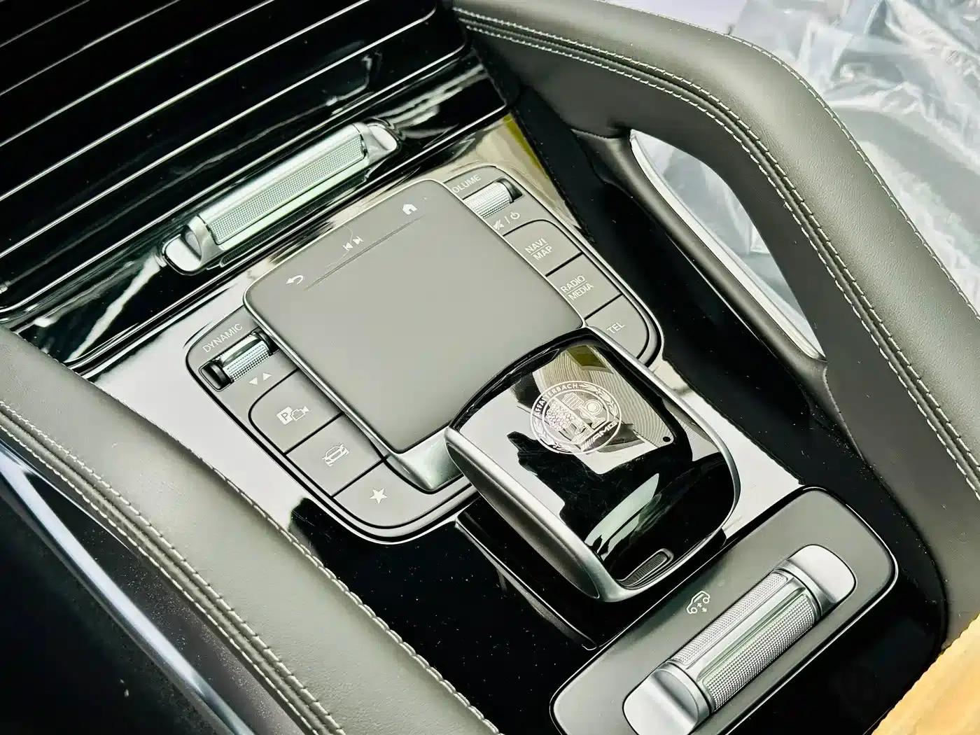 2024 Mercedes-Benz GLS AMG 63 4MATIC+ — миниатюра 7