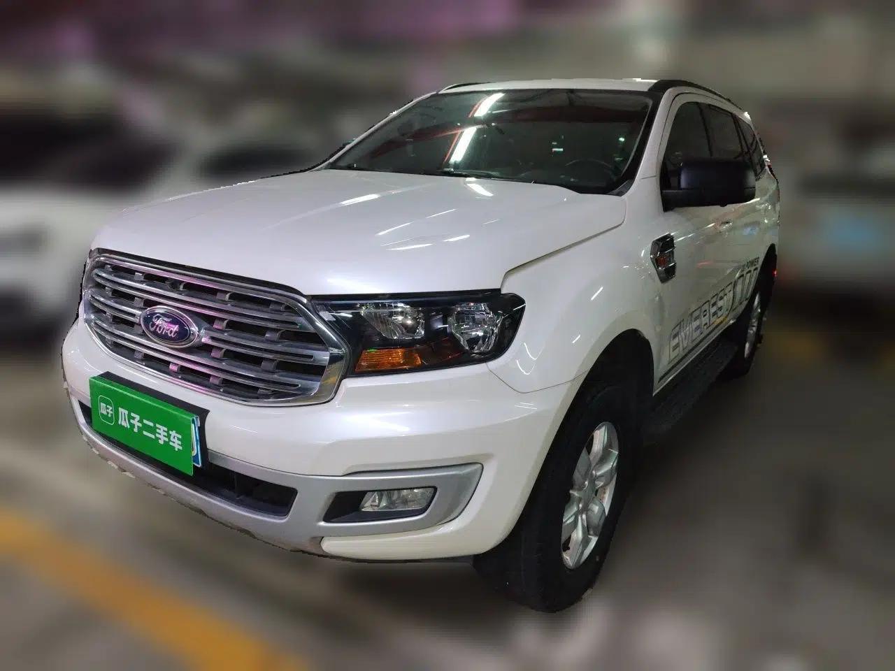 Ford Everest 2019 2.0T Gasoline Automatic 4x4 Elite Edition 5 Seats — миниатюра 1