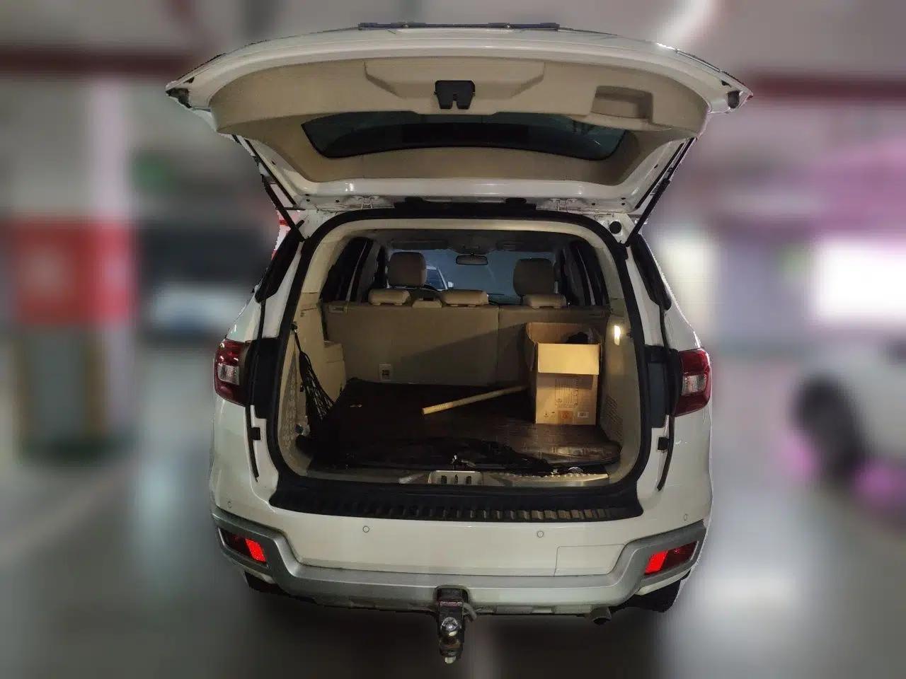 Ford Everest 2019 2.0T Gasoline Automatic 4x4 Elite Edition 5 Seats — миниатюра 20