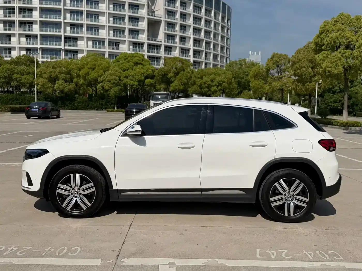 Mercedes-Benz EQA 2023 Facelift EQA 260 — миниатюра 3