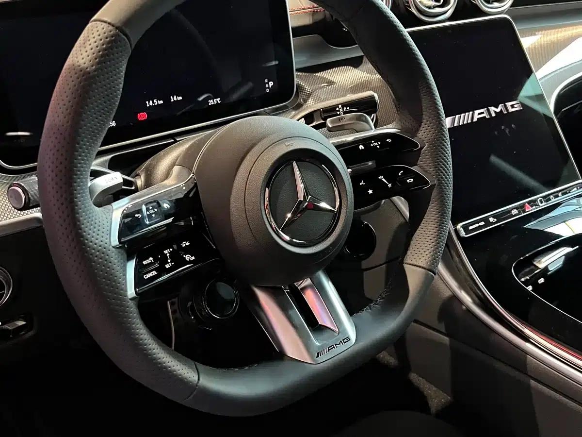 2026 Mercedes-Benz CLE AMG 53 4MATIC+ Coupe — миниатюра 4