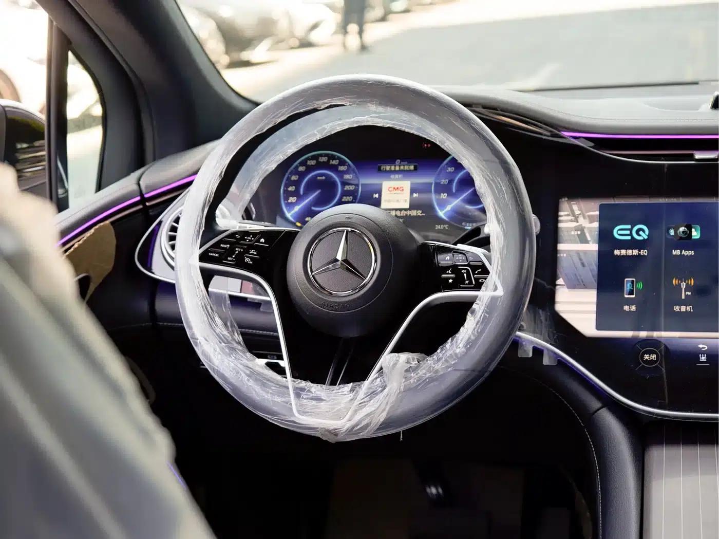 Mercedes-Benz EQS SUV 2025 500 4MATIC — миниатюра 14