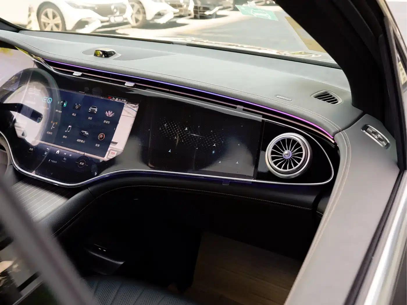Mercedes-Benz EQS SUV 2025 500 4MATIC — миниатюра 18