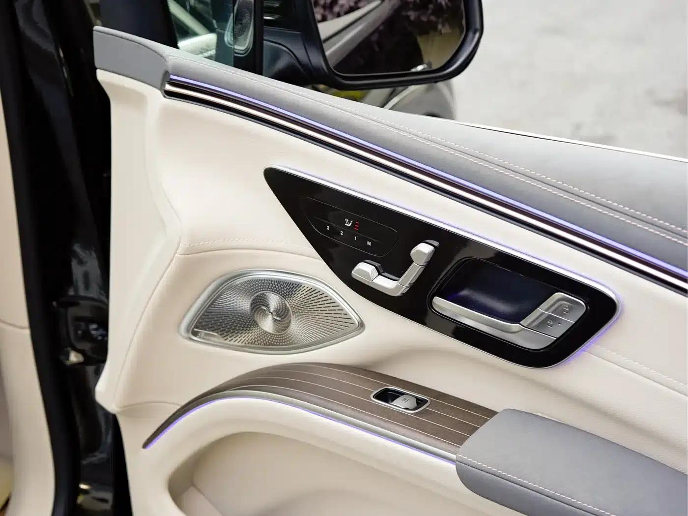 Mercedes-Benz EQS SUV 2025 500 4MATIC — миниатюра 14