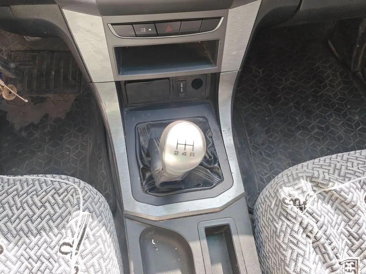Foton Sapporo 2021 1.5L Two-Wheel Drive China VI Standard Chuangfu Xiaohuolang DAM15KL — миниатюра 15