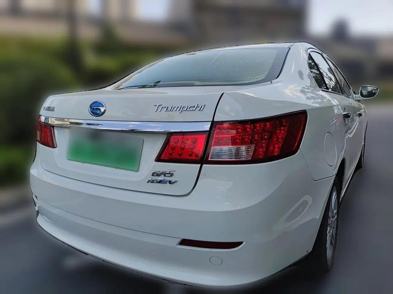 GAC Trumpchi GA5 New Energy 2015 Range-Extended Luxury Edition — миниатюра 6