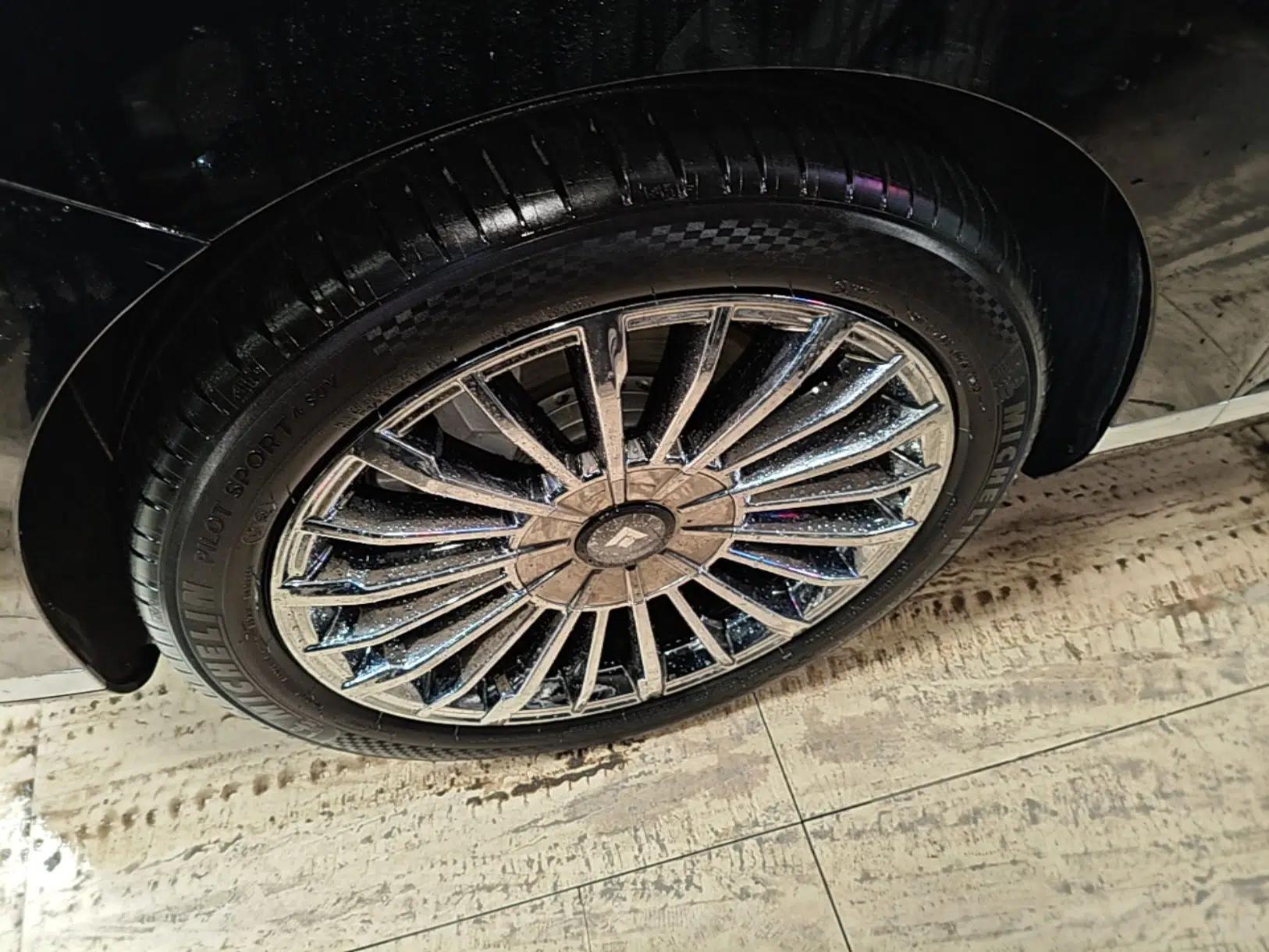 Hyptec HL 2025 700 Ultra Six-Seater All-Wheel-Drive LiDAR Version — миниатюра 9