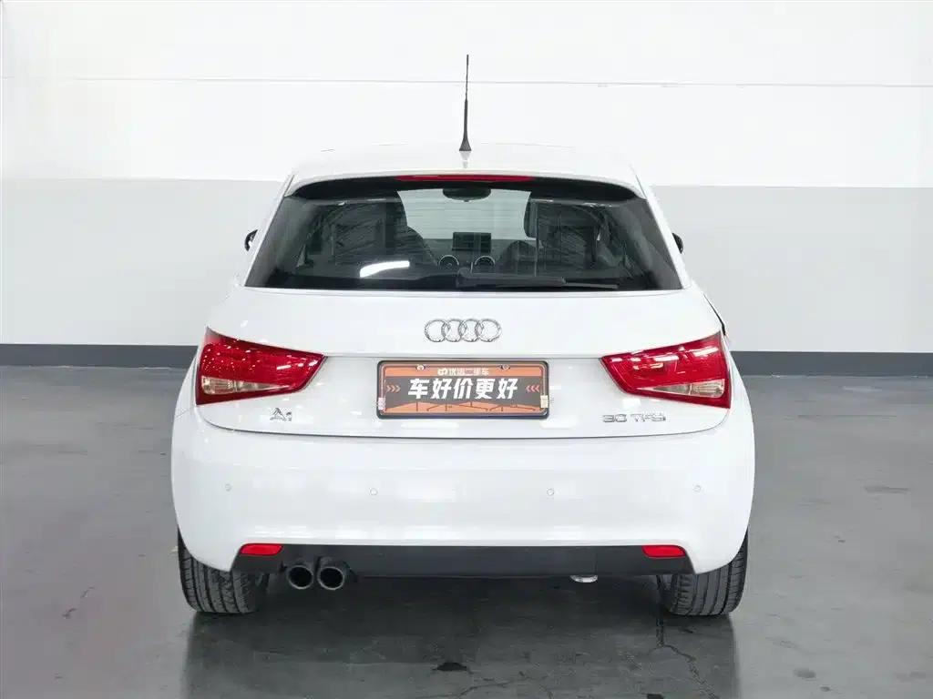 Audi A1 2014 30 TFSI Sportback Comfort — миниатюра 4